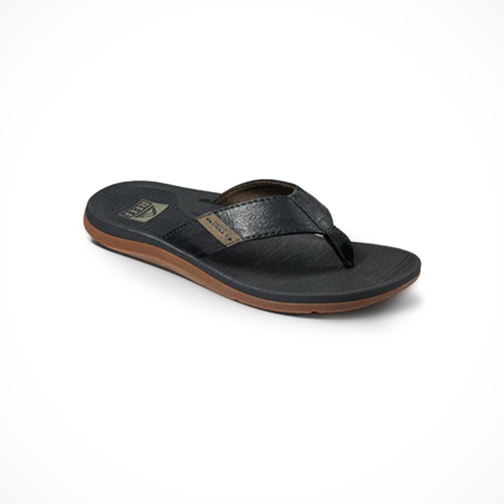 Product image: Reef Mens Santa Ana Black, shown from a three-quarter angled view.