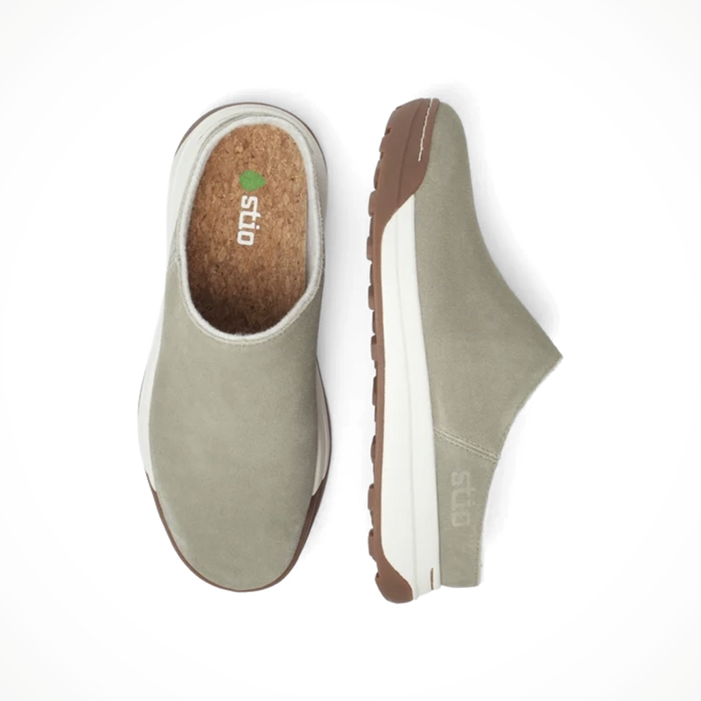 Mountain Towner Clog — Women's