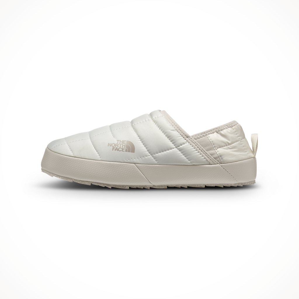 Product image: TNF Thermoball Traction Mule V Gardenia White Silver Grey Womens 2025, shown in primary marketing view.