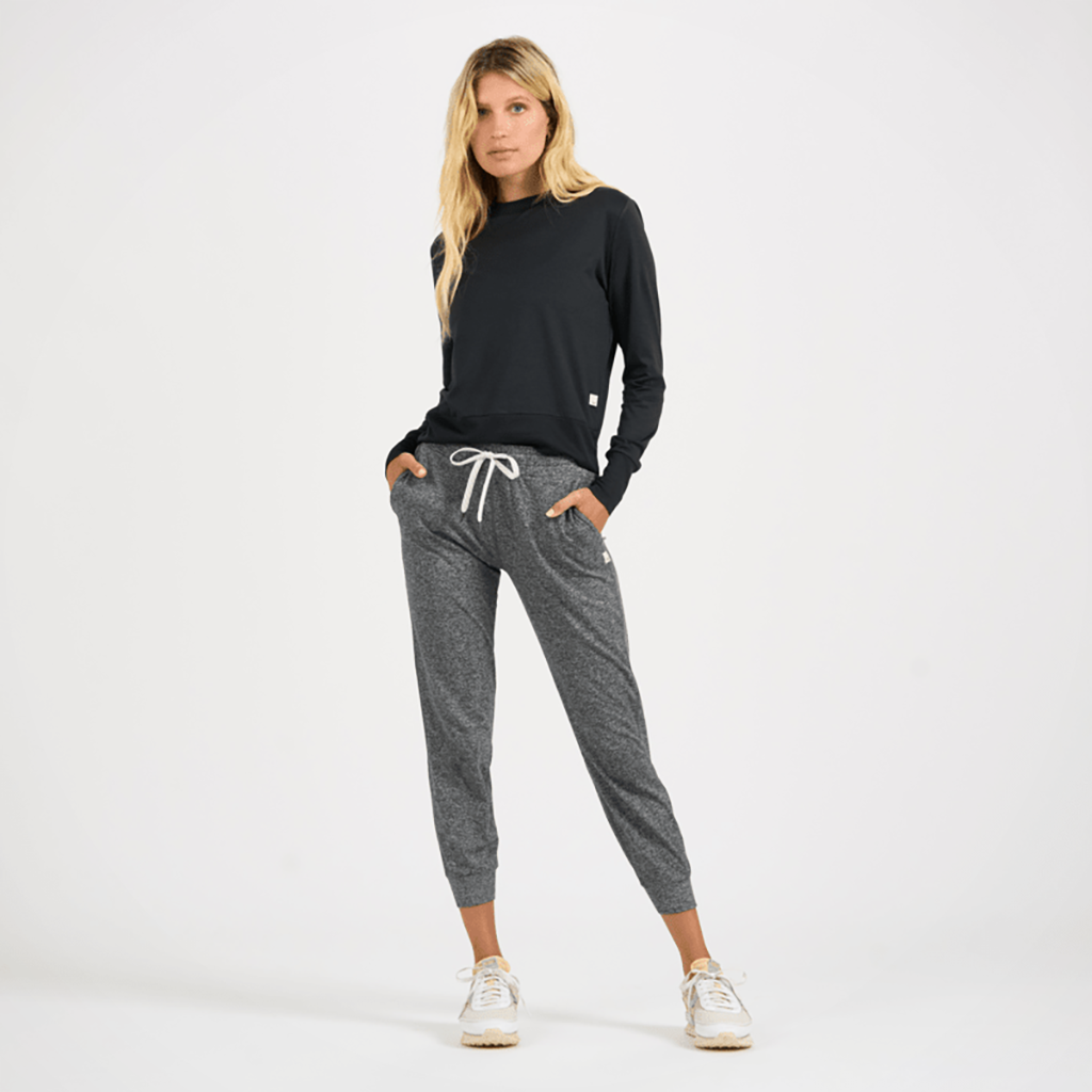 Product image: Vuori Daydream Crew Black Heather Womens 2026 Alt1.