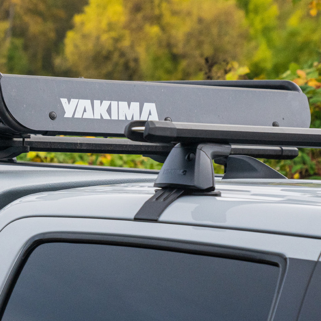 Product image: Yakima Base Line Towers 2025 Alt3.