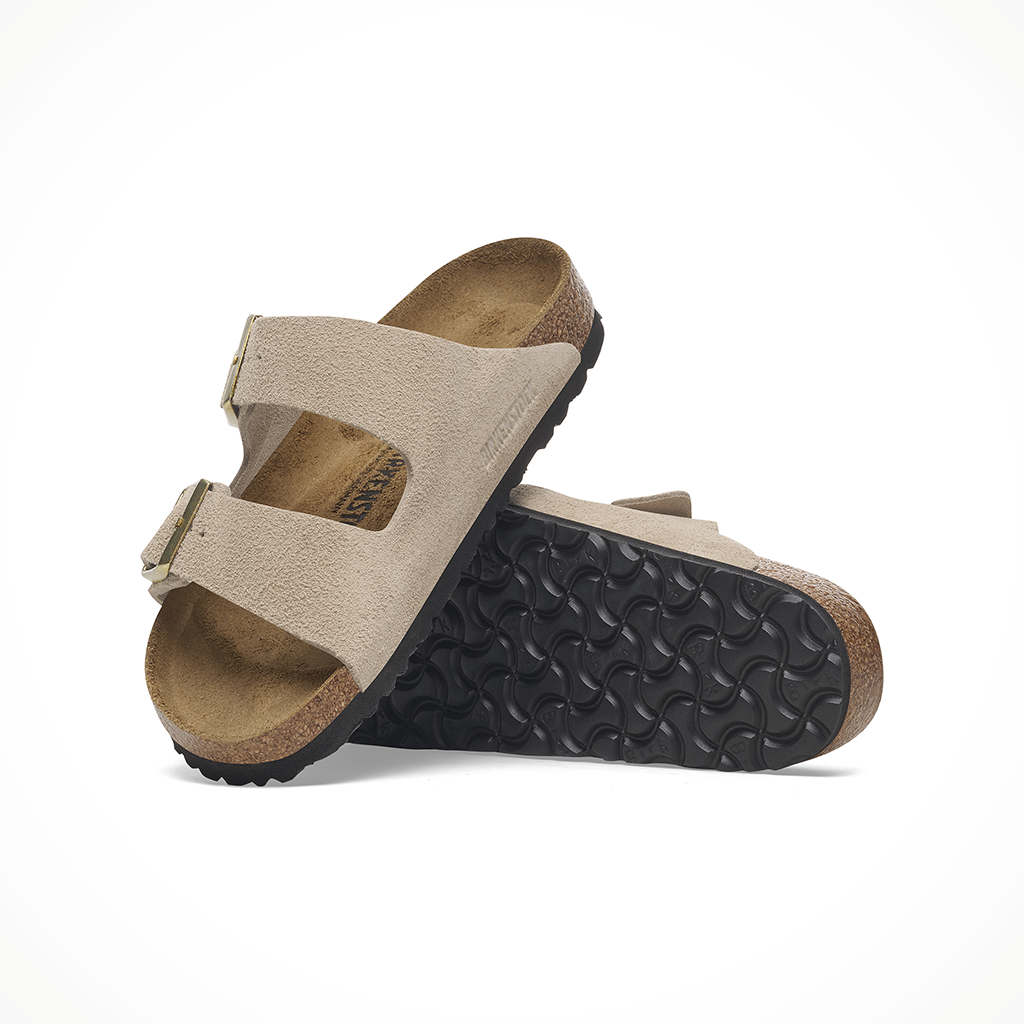 Product image: Birkenstock Arizona Suede Sandcastle Womens 2026, shown as a pair.