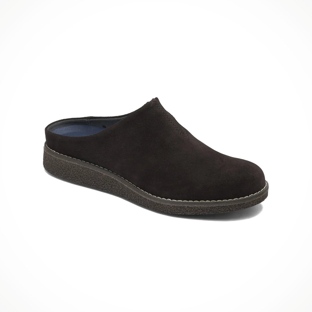 Product image: Blundstone aerocork C Log deepest Brown mens 2026, shown from a three-quarter angled view.
