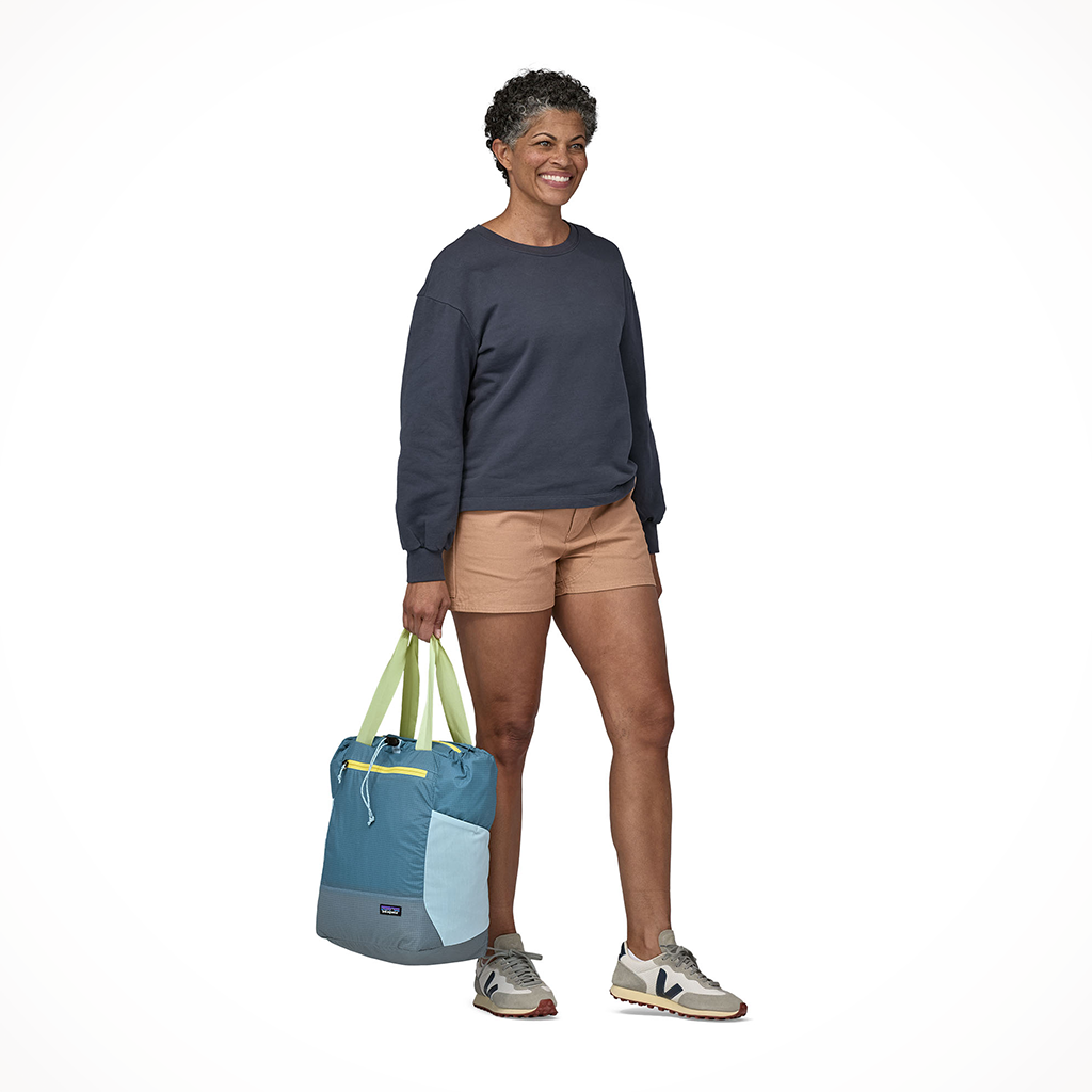 Ultralight Black Hole Tote Pack 27L