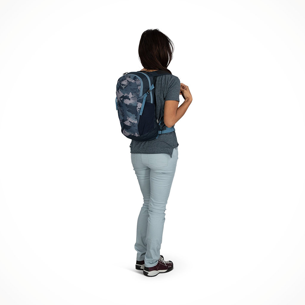 Camping Backpacks Osprey Daylite Palm Foliage Print Model Back