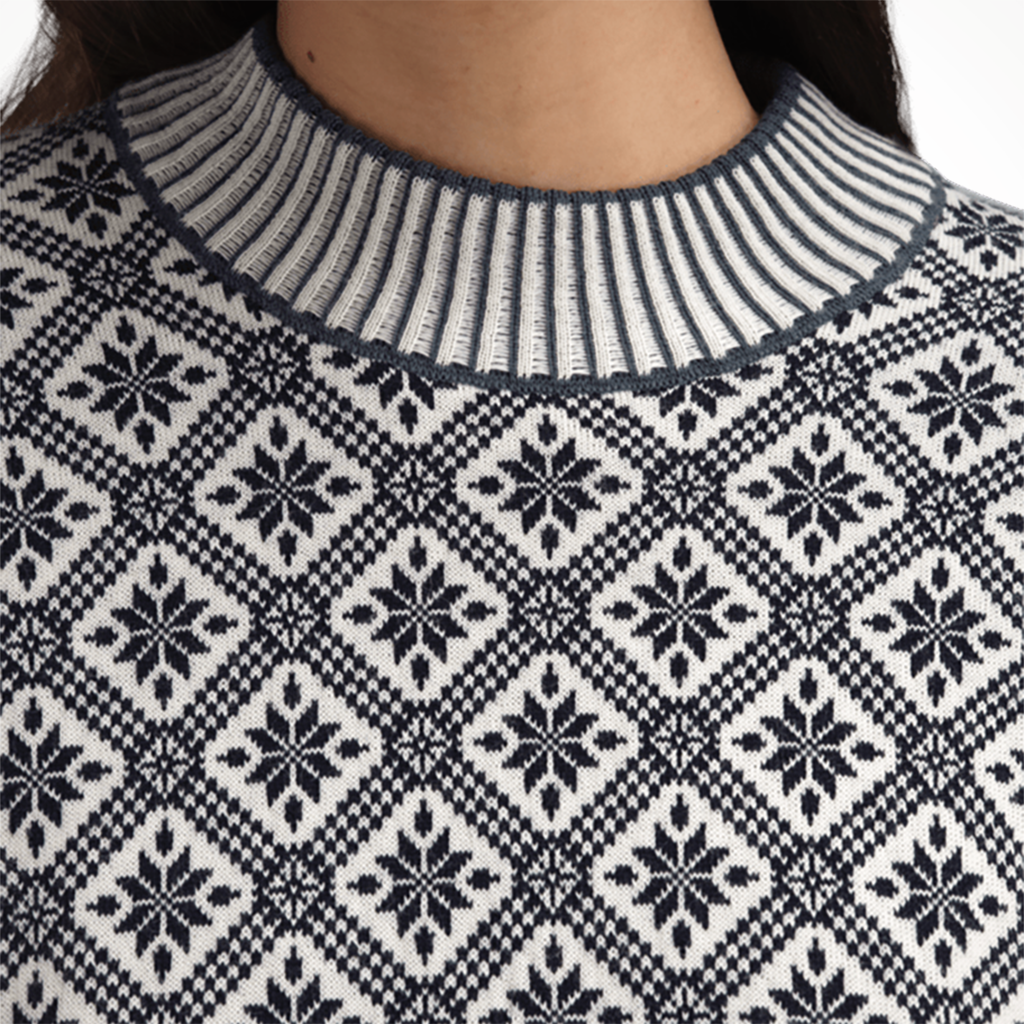 Langøy Sweater — Women's