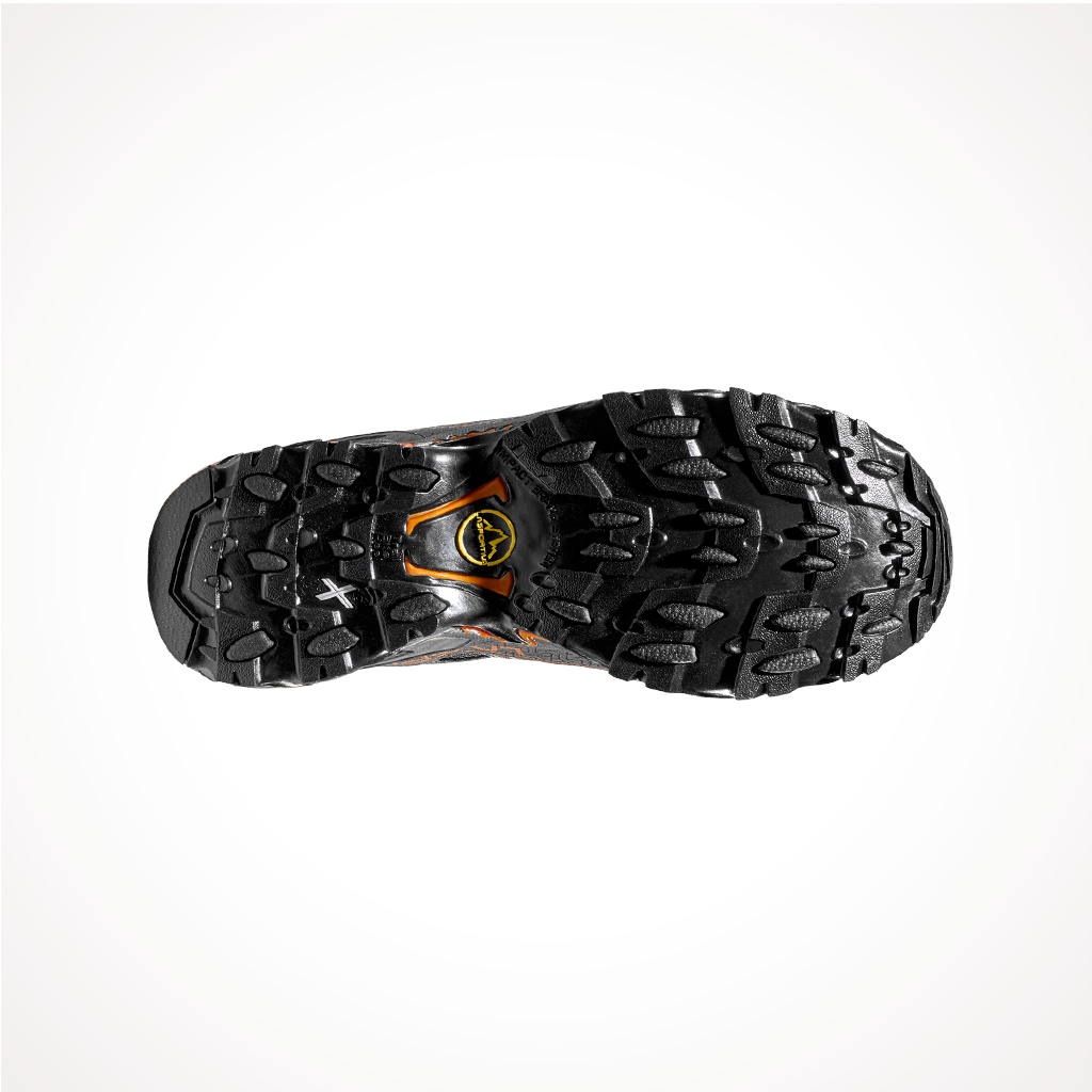 La sportiva ultra raptor vs salomon xa pro 3d deals