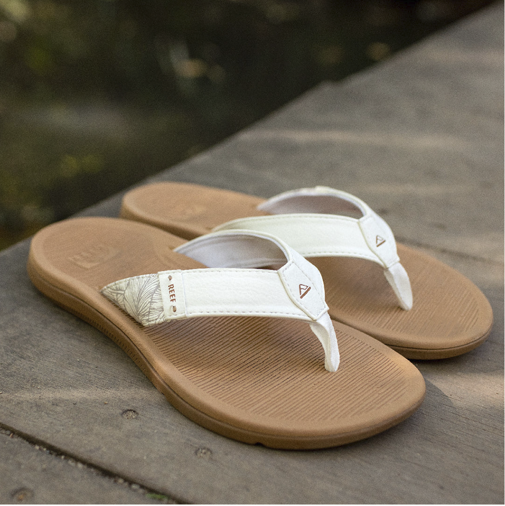 Reef flip 2025 flops women