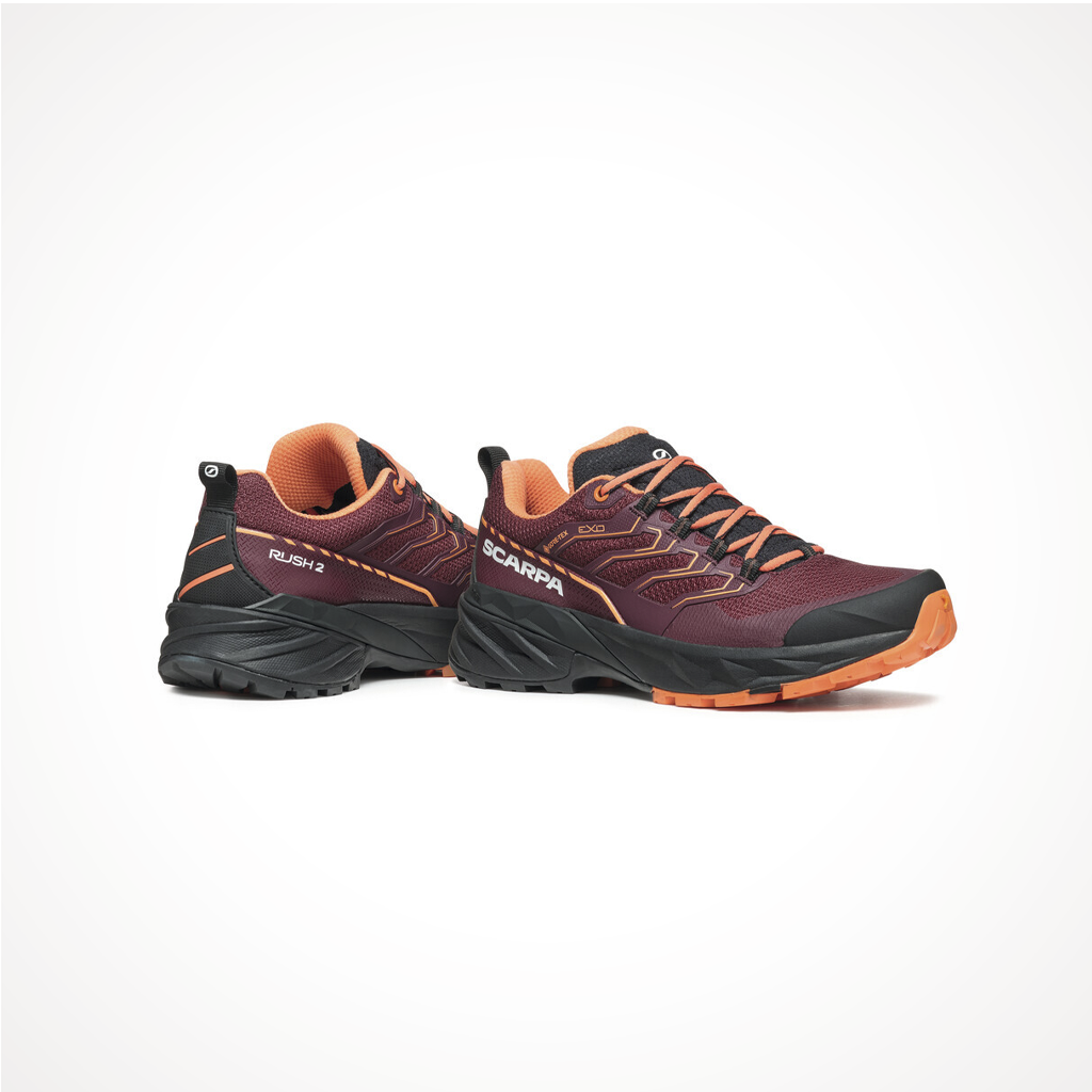 Burgundy hot sale running shoes