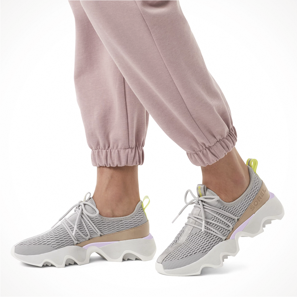 Sorel kinetic top lace up