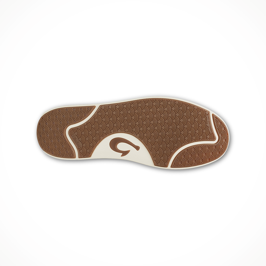 Product image: Olukai Laeahi Nui Black Tan Mens 2026, showing the bottom view.