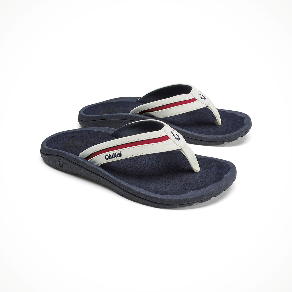 Product image: Olukai Ohana Palua Bright White Americana Mens 2026, shown as a pair.