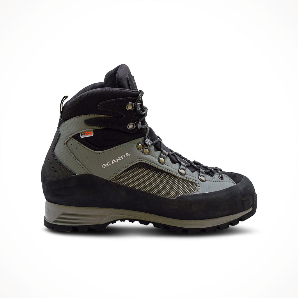 R-Evolution 8 HD — Men's - OutdoorSports.com