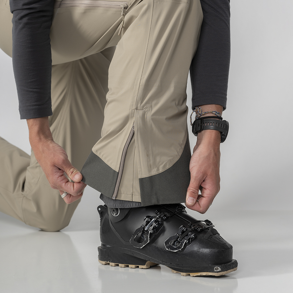 Product image: Strafe Willow Half Bib Timberwolf Womens 2024 Alt5.