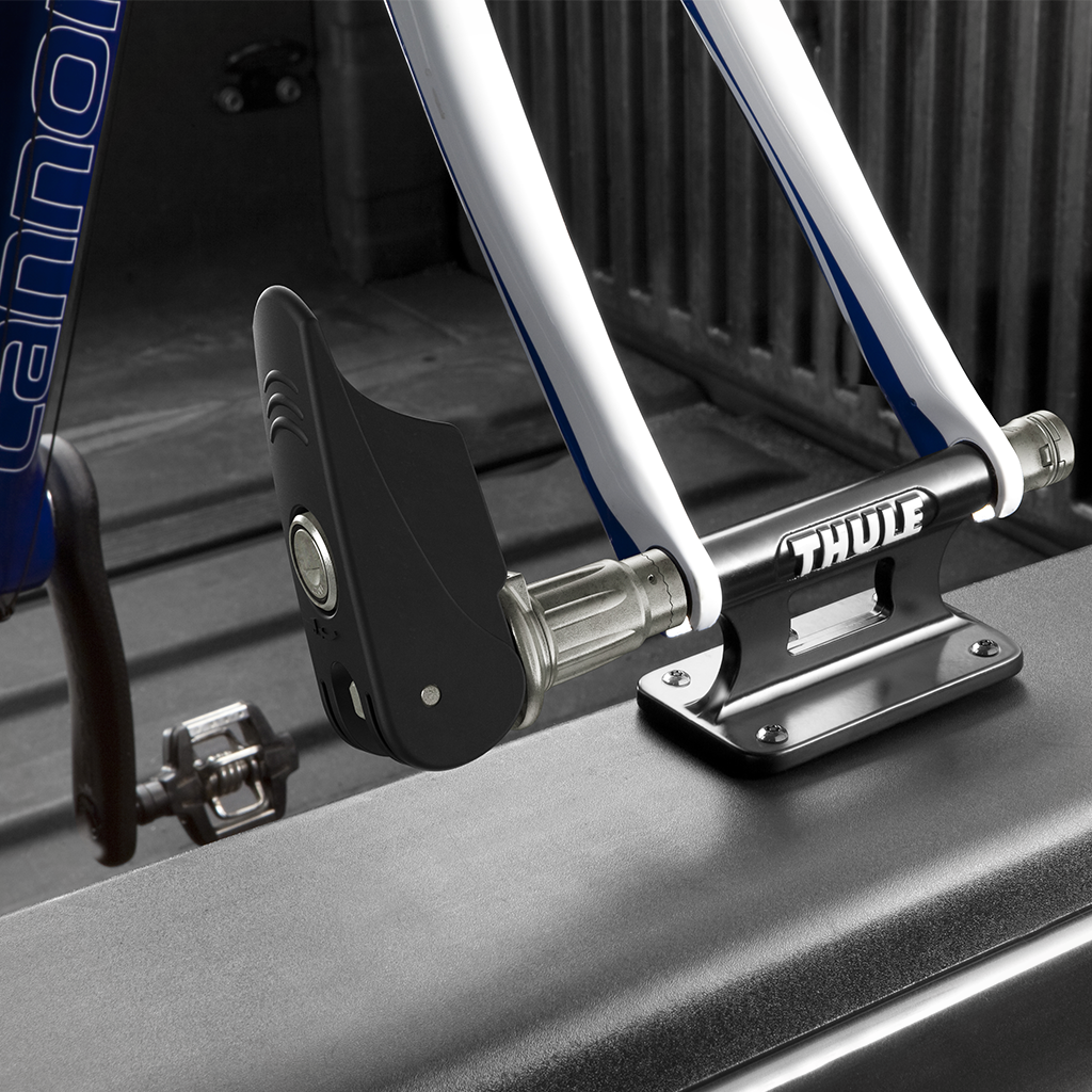 Thule Locking Low Rider Truck Bike Mount Black On Truck Up Close